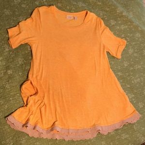 Logo by Lori Goldstein stretch tunic length top.